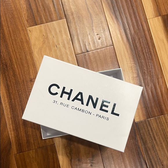 CHANEL Accessories - CHANEL White Cream Box with Black Lettering